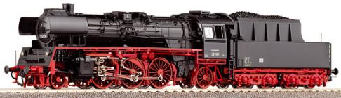 Steam locomotive BR 23.10 (3-RAIL AC)<br /><a href='images/pictures/Roco/69233.jpg' target='_blank'>Full size image</a>